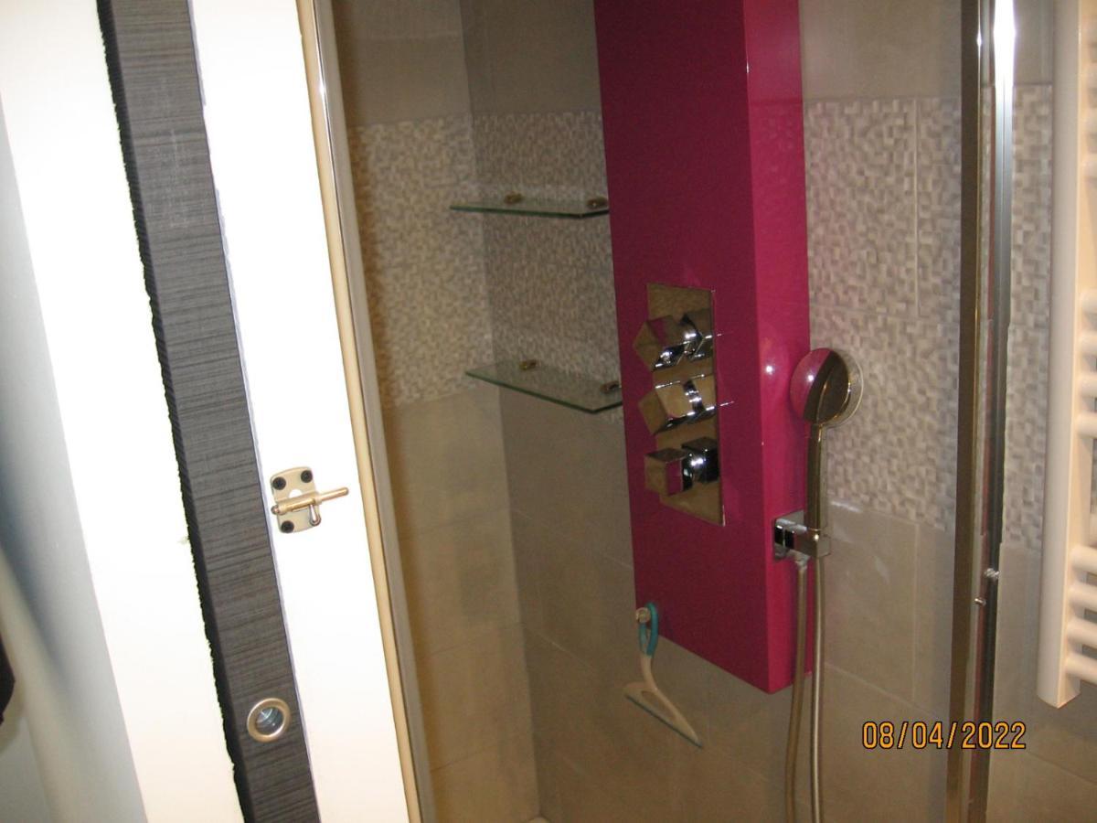 רוניאק Appartement Avec Chambre En Mezzanine מראה חיצוני תמונה